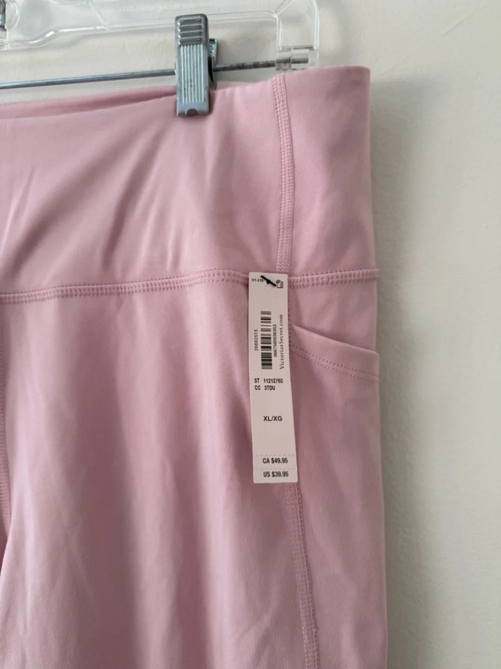 Victoria's Secret VSX Essential
High Rise Pocket Legging Sz XL
Chalk Rose - NWT - Picture 4 of 14